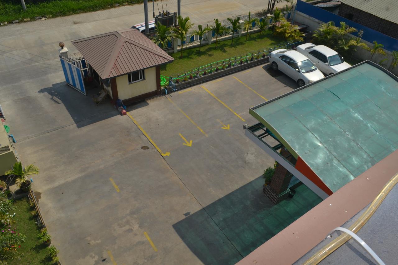 Winner Residence Rangoon Buitenkant foto